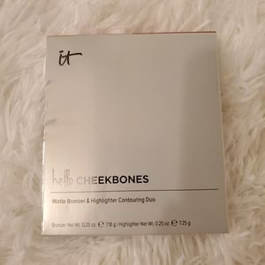 It Cosmetics Hello Cheekbones Contour Palette